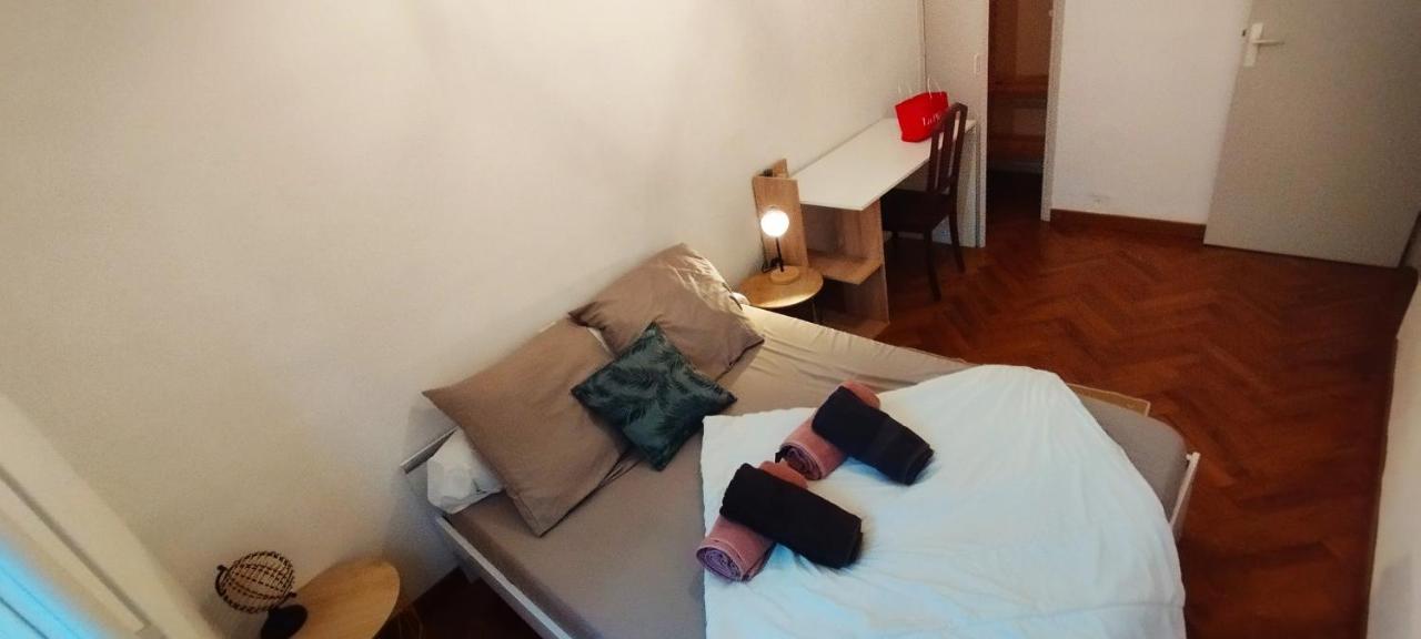 Appartement Spacieux Avec Parking Gratuit Sète Kültér fotó